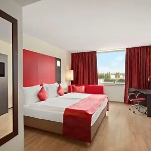 Hotel Ramada Encore By Wyndham Geneva, Carouge